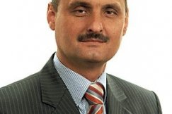 PiS o Handzliku