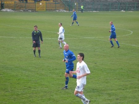 Zawirowania w szeregach rywala