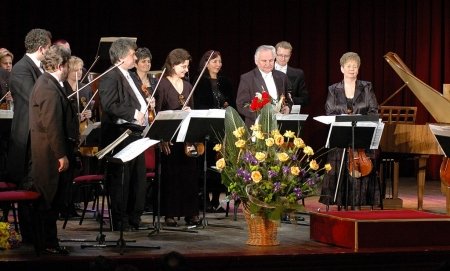 Vivaldi,Morricone,no i...Bach!
