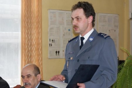 Komendant spod znaku wagi