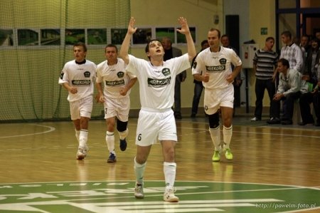 Obronili fotel lidera