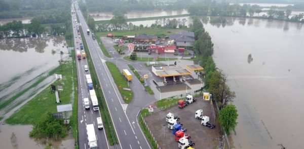 Gigantyczne korki na trasie katowickiej
