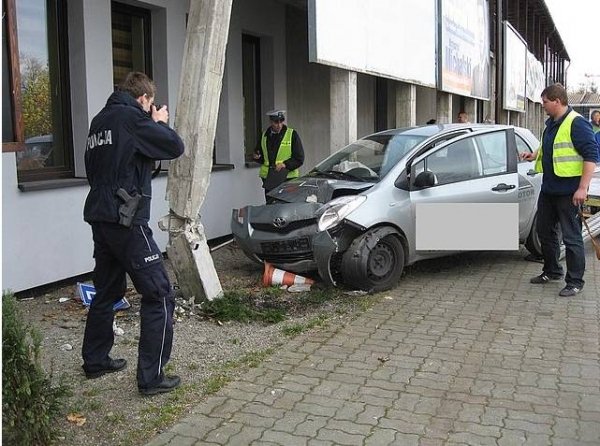 Kursantka potrąciła instruktora