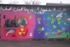 Uczniowie namalowali graffiti