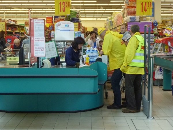 Będą pikiety przed sklepami?