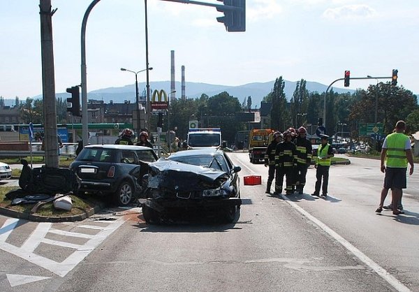 Wypadek na czerwonym świetle