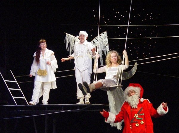 Pracowite dni w teatrze