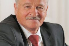 Tytuł profesorski dla rektora