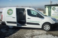 Auto dla bezdomnych zwierząt