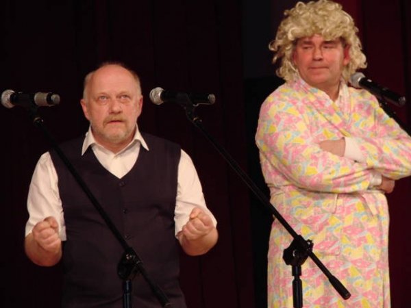 Badziewiaki w teatrze
