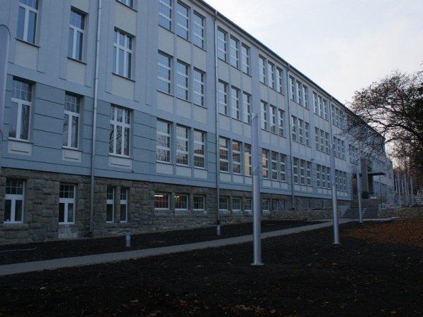 Pompa w centrum przy Piastowskiej