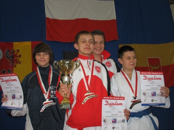 Karatecy w doborowej stawce