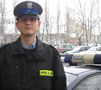 Taki młody, a już dzielnicowy