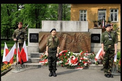 Na punkowo i ludowo. Ogniście i patriotycznie