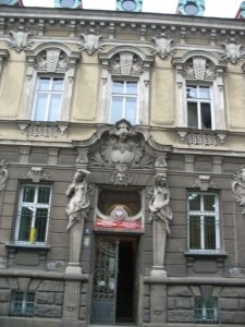 Otwarte drzwi dla moli książkowych