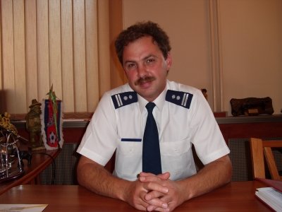 Policjanci dorabiają po godzinach