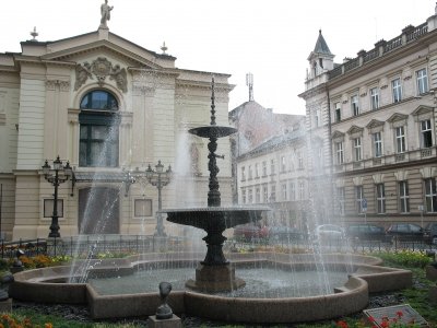 Zamknij oczy i pomyśl o teatrze