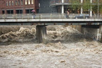 Straż nie nadąża, AQUA uspokaja