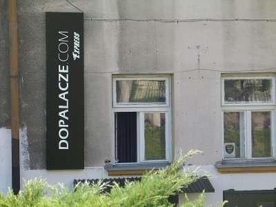 Namiot z dopalaczami w centrum!