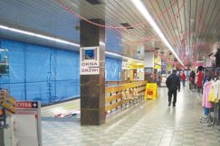 Sklepy czy kolejny parking