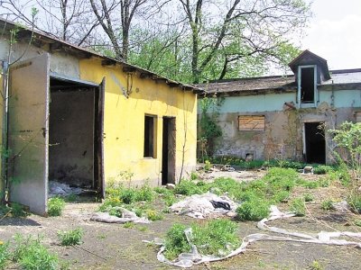 Ruiny blisko centrum