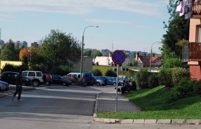 Burza o zakaz postoju