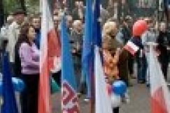 Spektakl przed teatrem