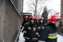 Przeżył dzięki strażakom