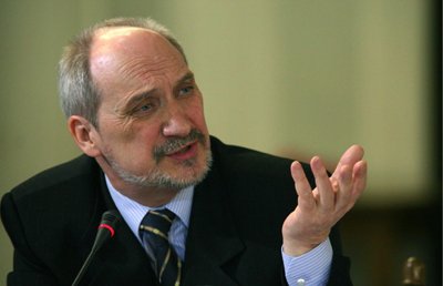 Poseł Macierewicz zaprasza bielszczan