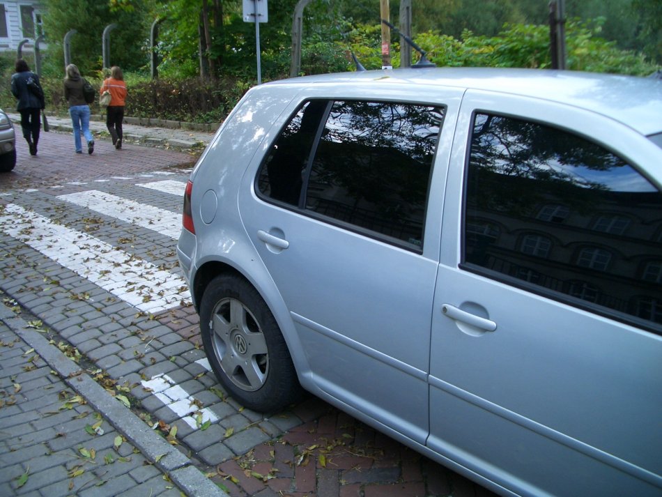 Policja przyjrzy się pieszym