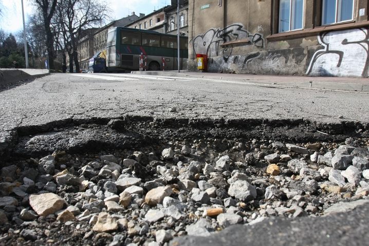 Więcej pieniędzy na drogi
