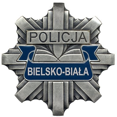 Zamknij okno w ciepły dzień