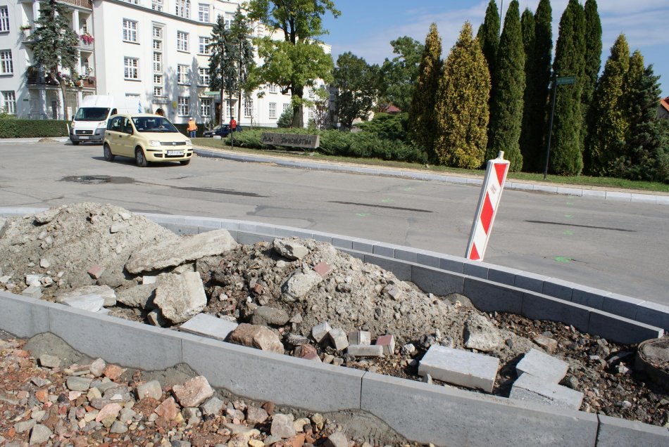 Niepokój na placu Zwycięstwa