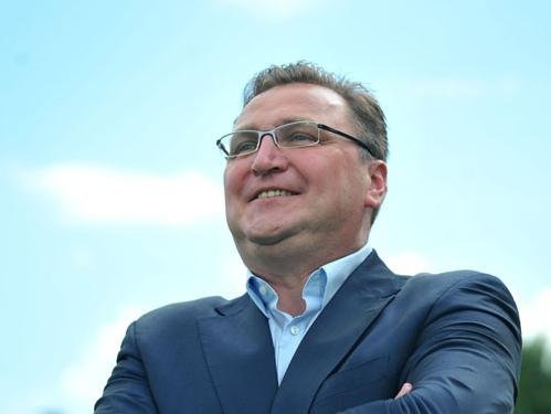 Chmury nad głową trenera