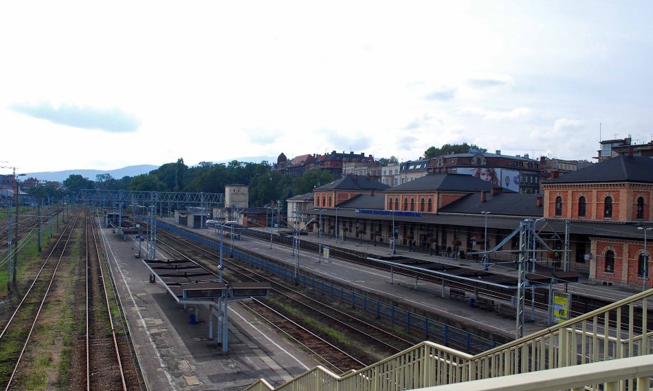 Remont peronów na dworcu głównym