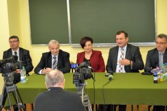 Minister zadowolony z segregacji