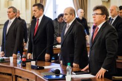 Tak trudno dzielić się władzą