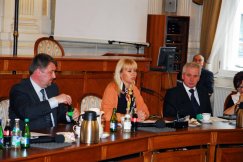 Wicepremier za zamkniętymi drzwiami - foto