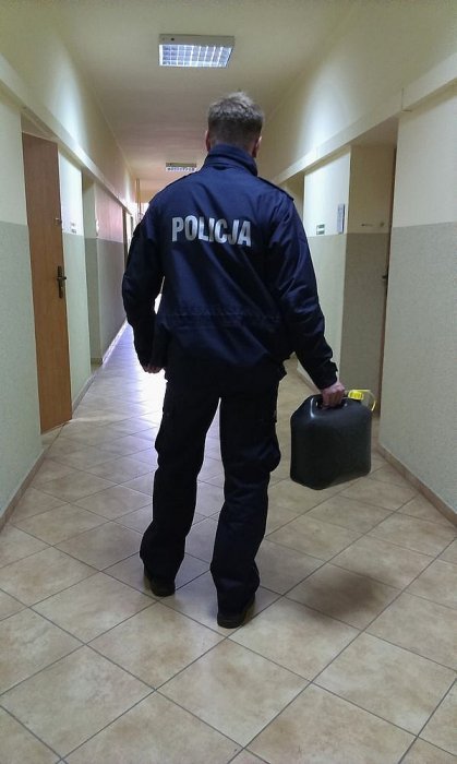 Desperat chciał się podpalić