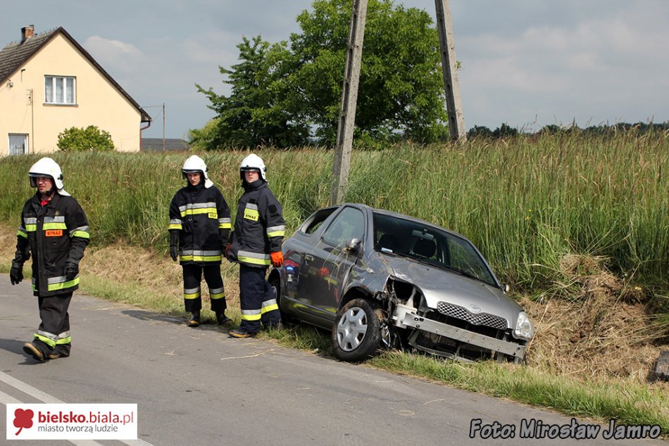 Jazda zakończona w rowie - foto