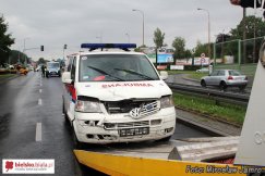Zderzenie ambulansu z nauką jazdy - foto