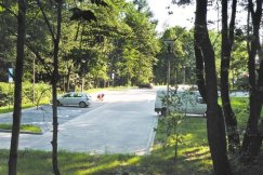 Puste parkingi