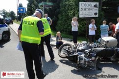 Zderzenie osobówki z motocyklem - foto