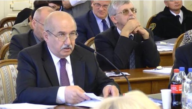 Prezydent Krywult: to awantura polityczna