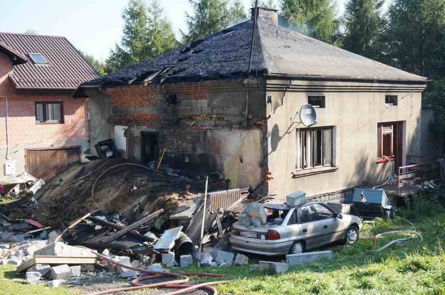 Wybuch gazu w Wilamowicach - foto