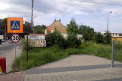 Centrum handlowe obok stadionu?