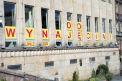 Napis "krzyczy" legalnie?