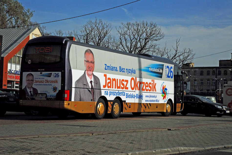 Okrzesikobus z kandydatami - foto