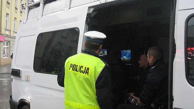 Kontrolowali pieszych i rowerzystów