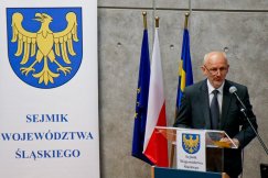 Pusta kasa województwa